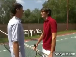 Thereafter tenis apaan dan mengisap oleh nicejocks