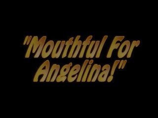 Angelina castro lëndëve të saj gojë me kokosh! <span class=duration>- 8 min</span>