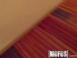 Mofos - groovy albergo x nominale film con gelsomino