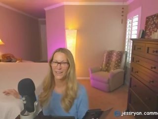 Mom aku wis dhemen jancok camgirl jess ryan gives an honest prick rating jessryan&period;manyvids&period;com